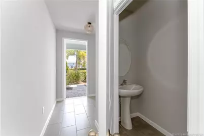 325 SE Halifax Lane, Stuart, FL 34994 - Photo 6