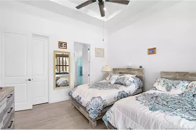 208 SE Via Tirso, Port Saint Lucie, FL 34952 - Photo 20
