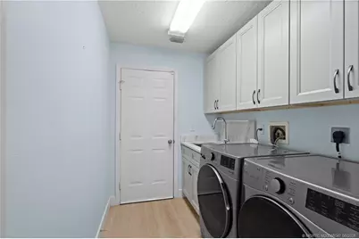 371 NW Emilia Way, Jensen Beach, FL 34957 - Photo 36