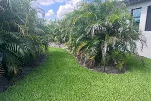 168 SE Strada Cervaro, Port Saint Lucie, FL 34952 - Photo 10