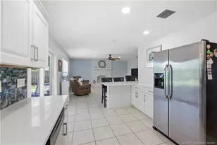 1007 SE Euclid Ln, Fort Pierce, FL 34983 - Photo 14