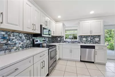 1007 SE Euclid Lane, Fort Pierce, FL 34983 - Photo 12