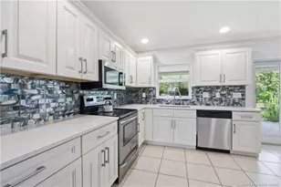 1007 SE Euclid Ln, Fort Pierce, FL 34983 - Photo 12
