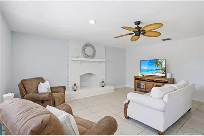 1007 SE Euclid Lane, Fort Pierce, FL 34983 - Photo 8