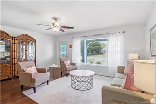 1007 SE Euclid Ln, Fort Pierce, FL 34983 - Photo 4