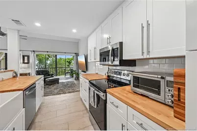 250 NE Edgewater Drive, Stuart, FL 34996 - Photo 24