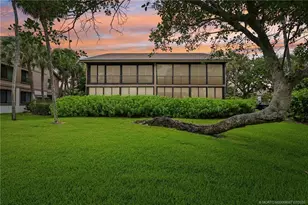 250 NE Edgewater Dr, Stuart, FL 34996 - Photo 4