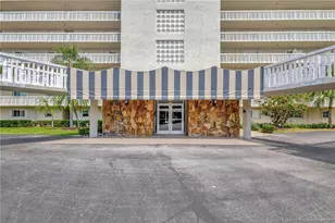 801 Lake Shore Dr, Lake Park, FL 33403 - Photo 42