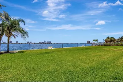 801 Lake Shore Drive #302, Lake Park, FL 33403 - Photo 32