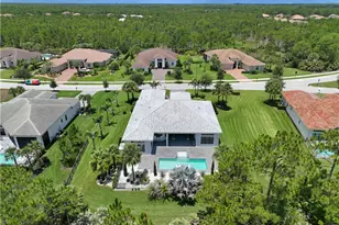3153 SW English Garden Dr, Palm City, FL 34990 - Photo 4