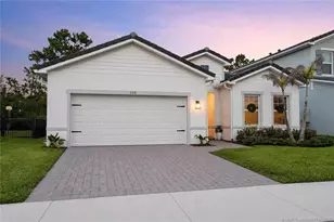 208 SW Pomeroy St, Stuart, FL 34997 - Photo 2