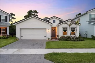 208 SW Pomeroy St, Stuart, FL 34997 - Photo 10