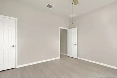 466 SE Vallarta Drive, Port Saint Lucie, FL 34984 - Photo 20
