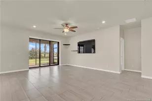 466 SE Vallarta Dr, Port Saint Lucie, FL 34984 - Photo 8