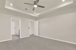 466 SE Vallarta Dr, Port Saint Lucie, FL 34984 - Photo 28