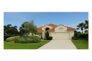 2001 NW Laurel Oak Ln, Palm City, FL 34990 - Photo 1