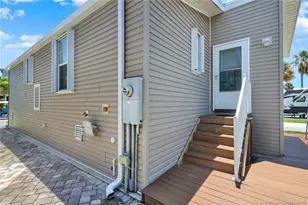10725 S Ocean Dr, Jensen Beach, FL 34957 - Photo 28