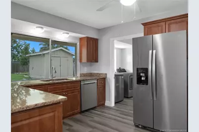 1862 SE Rainier Road, Port Saint Lucie, FL 34952 - Photo 10