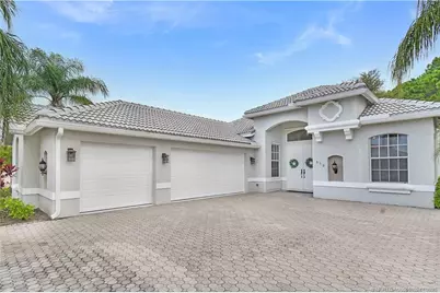 575 SW Romora, Port Saint Lucie, FL 34986 - Photo 2