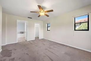 2386 SW Creekside Dr, Palm City, FL 34990 - Photo 18