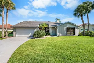 2386 SW Creekside Dr, Palm City, FL 34990 - Photo 1
