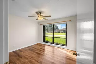 2386 SW Creekside Dr, Palm City, FL 34990 - Photo 2