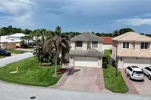 1015 SE Westminster Pl, Stuart, FL 34997 - Photo 34