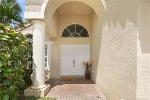 1015 SE Westminster Pl, Stuart, FL 34997 - Photo 6