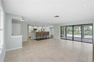 3131 SE Fairway W, Stuart, FL 34997 - Photo 12