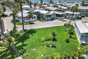 997 Nettles Blvd, Jensen Beach, FL 34957 - Photo 2