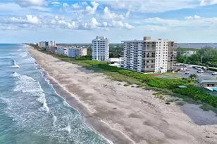 10044 S Ocean Dr, Jensen Beach, FL 34957 - Photo 4