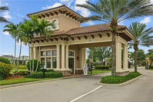518 SE Crathes St, Port Saint Lucie, FL 34984 - Photo 46