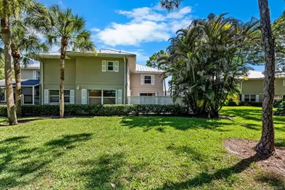 2905 SW Lakemont Place #2905, Palm City, FL 34990 - Photo 4
