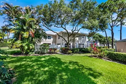 2905 SW Lakemont Place #2905, Palm City, FL 34990 - Photo 1