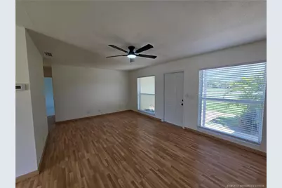 2648 Rockcrest Court, West Palm Beach, FL 33415 - Photo 6