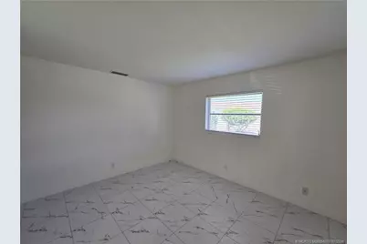 2648 Rockcrest Court, West Palm Beach, FL 33415 - Photo 14