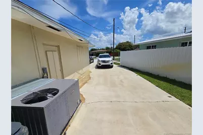 2648 Rockcrest Court, West Palm Beach, FL 33415 - Photo 46
