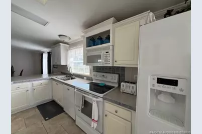 6120 Holly Lane, Lantana, FL 33462 - Photo 48