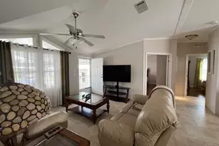 6120 Holly Ln, Lantana, FL 33462 - Photo 4