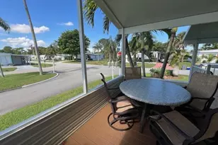 6120 Holly Ln, Lantana, FL 33462 - Photo 52