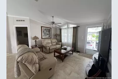 6120 Holly Lane, Lantana, FL 33462 - Photo 8