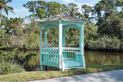 220 SW Willow Lake Trail, Stuart, FL 34997 - Photo 8