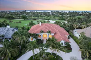 6841 SE Harbor Cir, Hutchinson Island, FL 34996 - Photo 2