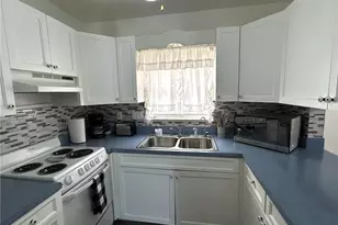 1154 Nettles Blvd, Jensen Beach, FL 34957 - Photo 6