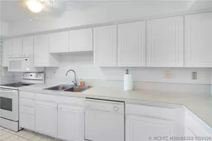 175 SE Saint Lucie Blvd, Stuart, FL 34996 - Photo 18