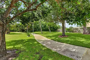 5708 SE Windsong Ln, Stuart, FL 34997 - Photo 24