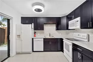 5708 SE Windsong Ln, Stuart, FL 34997 - Photo 10
