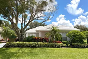 2527 SW Brookwood Ln, Palm City, FL 34990 - Photo 1