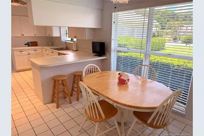 2527 SW Brookwood Lane, Palm City, FL 34990 - Photo 4
