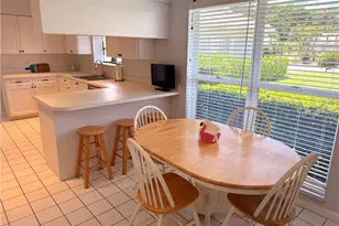 2527 SW Brookwood Ln, Palm City, FL 34990 - Photo 4